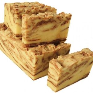 Savon artisanal base huile d'olive et de coco saponifié à froid Cèdre - +/- 100Gr